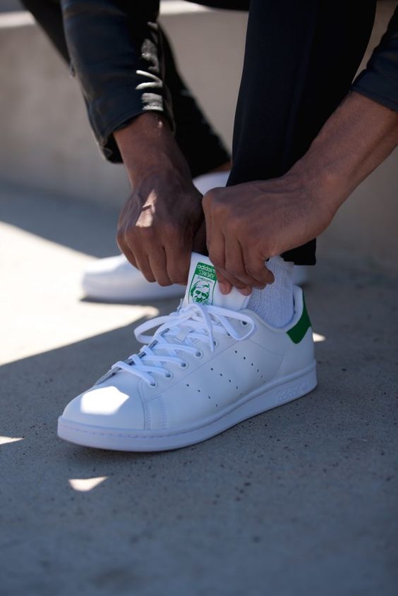 Những mẫu giày Sneaker trắng vừa đẹp vừa dễ phối đồ - Vsneaker