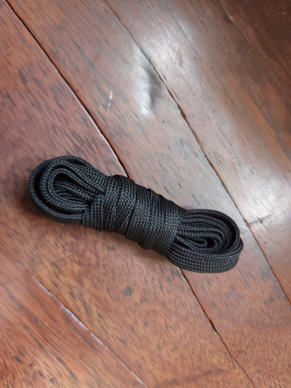 dây giày sneaker màu đen